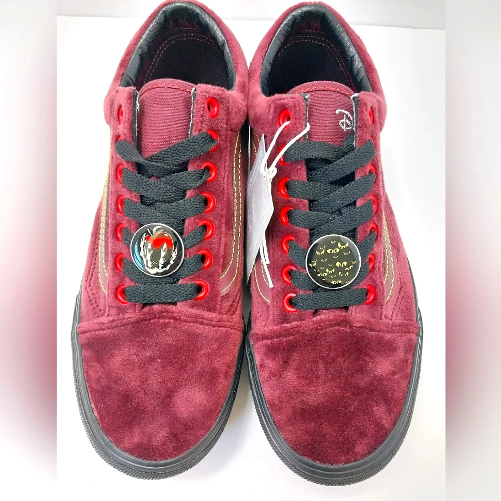 Vans Disney x Old Skool Stackform Poison‎ Apple, Limited Edition, NWT, Size 8